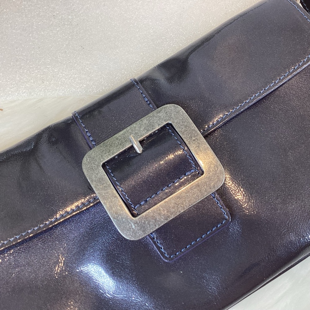 BOCONI PATENT LEATHER CLUTCH WRISTLET HANDBAG PLUM - Picture 5 of 7